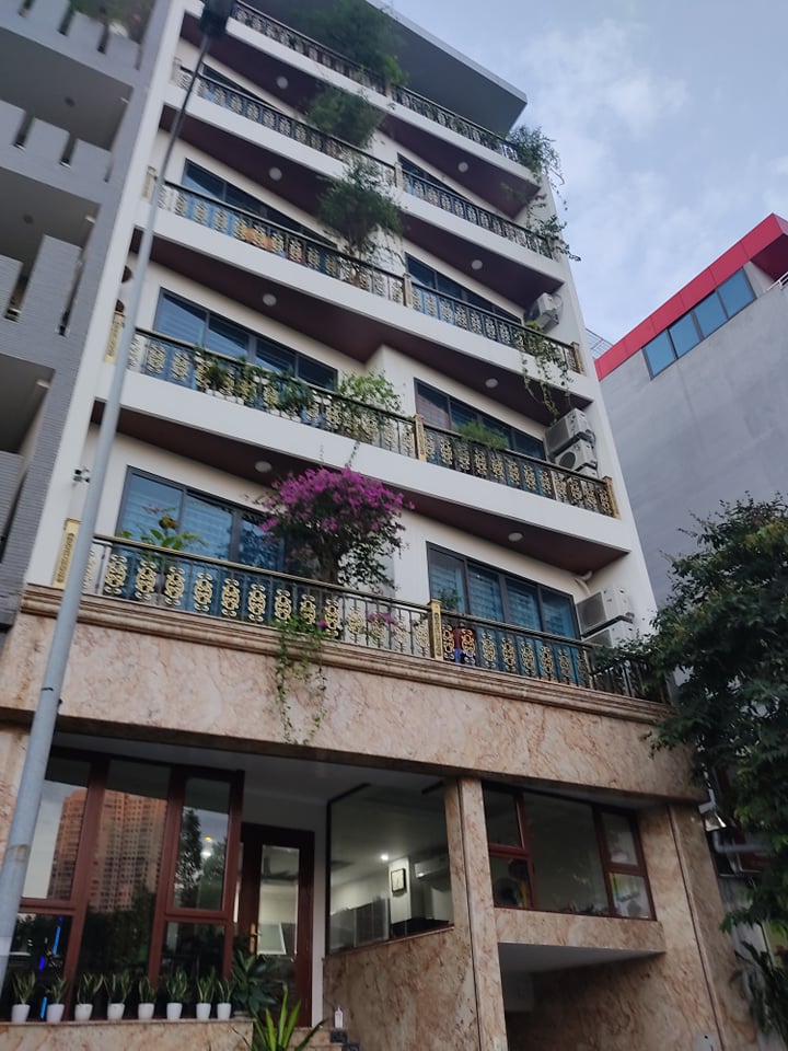 Bán Tòa chung cư mini 23 phòng 8 tầng cho thuê 160tr/tháng