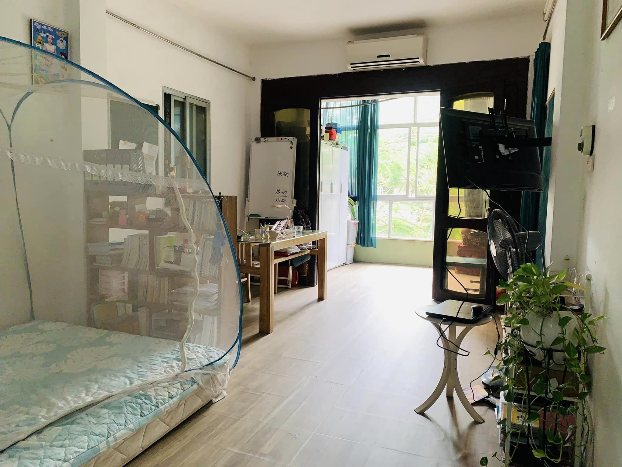 Bán Nhà Mặt Phố Hoàng Hoa Thám 54m 5T MT4m 14 tỷ