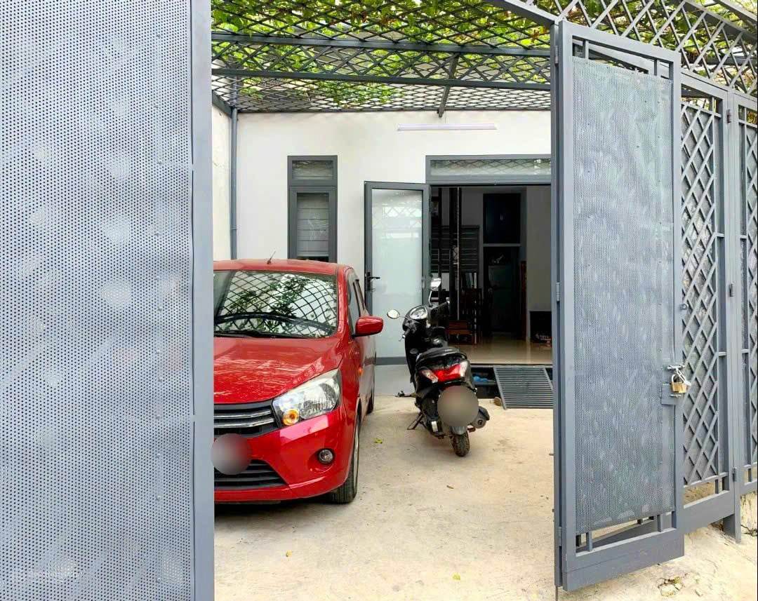 Bán nhà 2 tầng còn mới đẹp, 5x22m, HXH khu dân trí Thạnh Xuân, Quận 12 CHỈ hơn 4 Tỷ