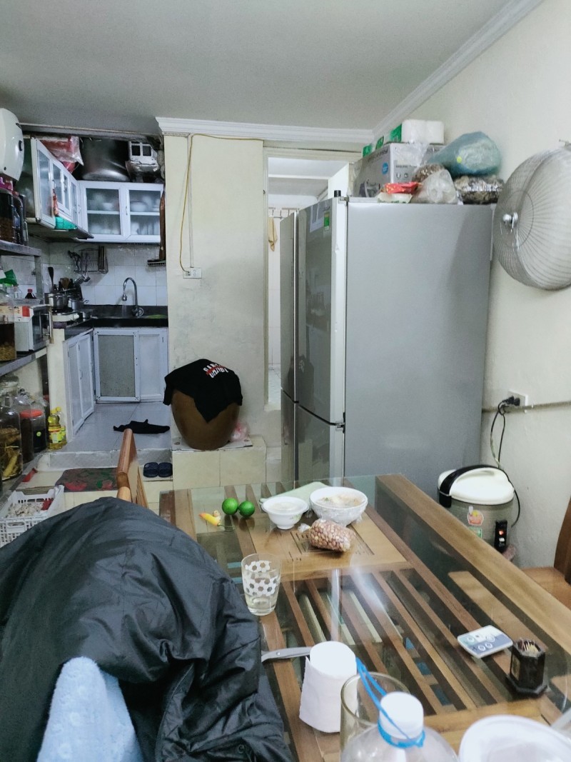 Bán nhà Phố 8/3 Hai Bà Trưng 18/70m2, MT 2.5 giá 1.85 tỷ