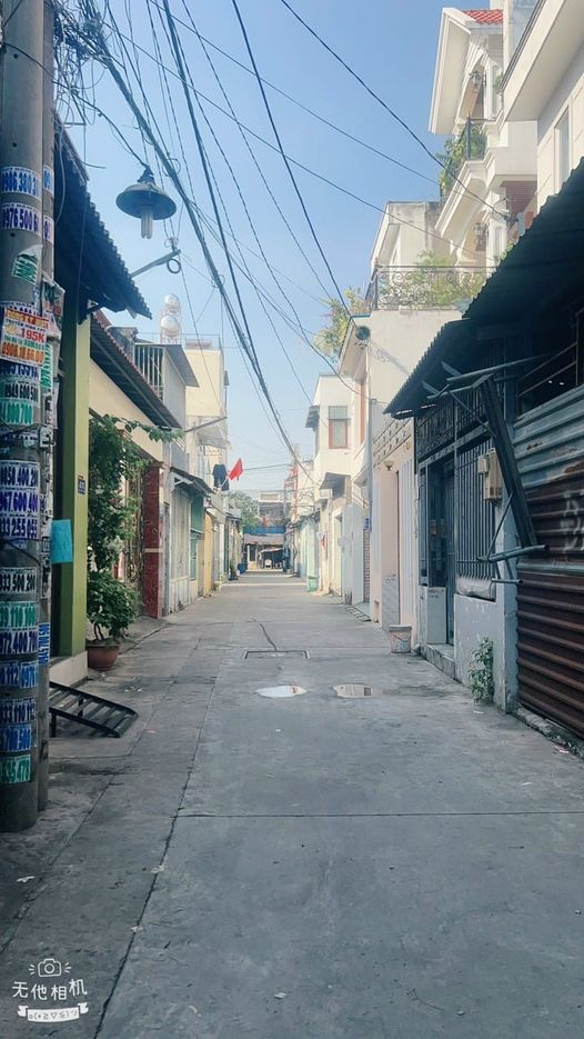 bÁN GẤP CĂN NHÀ TTT 17 NGAY GẦN NGUYỄN ẢNH THỦ.