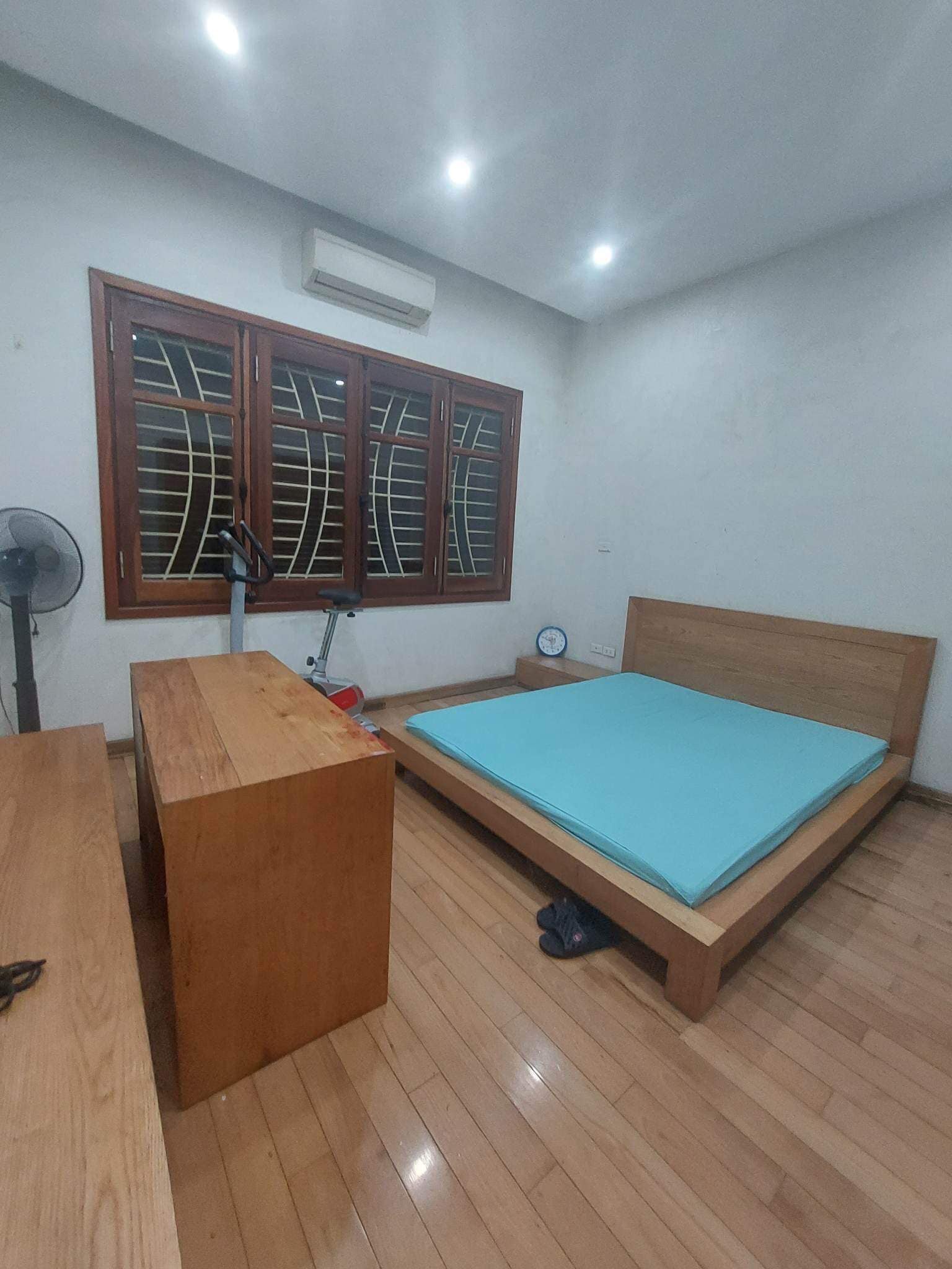 BÁN NHÀ PHỐ GIANG VĂN MINH – GIAO THÔNG THUẬN TIỆN – SỔ ĐẸP – 30M2 – 5 TẦNG – 3.5 TỈ