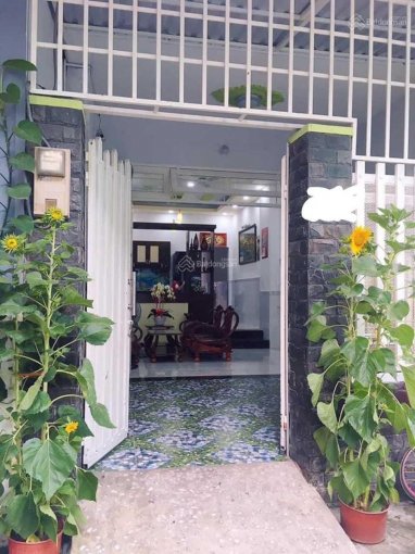 Thua đá banh bán nhà 1 lầu 3 phòng đường Trần Quý Cáp Q. BT 63m2 giá TT 945tr gần chợ tiện KD hẻm tận 5M SHR