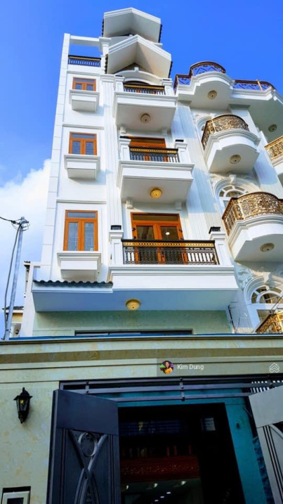 Hẻm Xe Tải- Nhà đẹp tuyệt -Toàn Bộ Làm Gỗ Trắc Quý- 6 Tầng Có Thang Máy- Thu Nhập Tốt