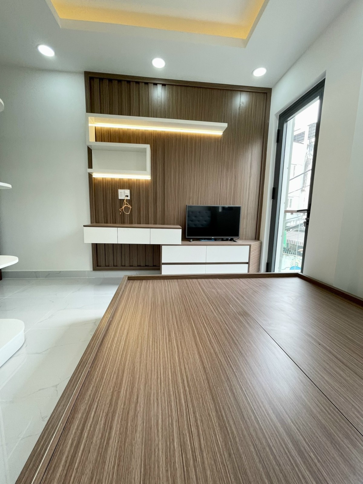 Bán Gấp nhà Lê Quang Định, Phường 1, Gò Vấp, 39m2 , 4 Tầng, Nhỉnh 6 Tỷ.