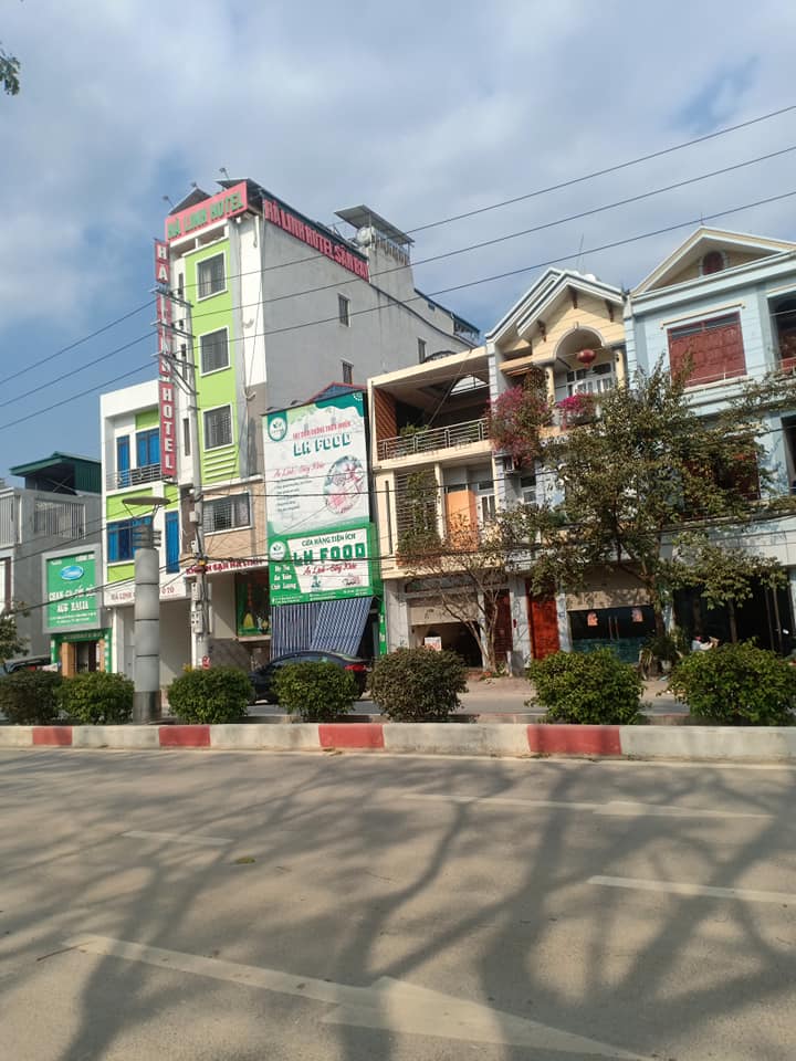 Gia đình chuyển về quê cần bán nhà 3 tầng