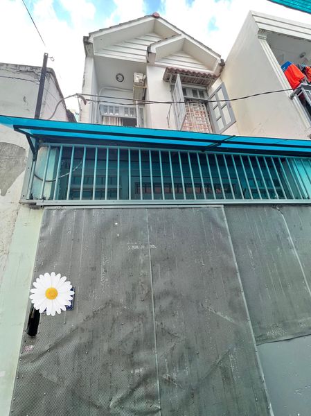 NHÀ MỚI SÁT ĐƯỜNG LỚN NGAY MESCIDES-QUANG TRUNG-DT 35M2