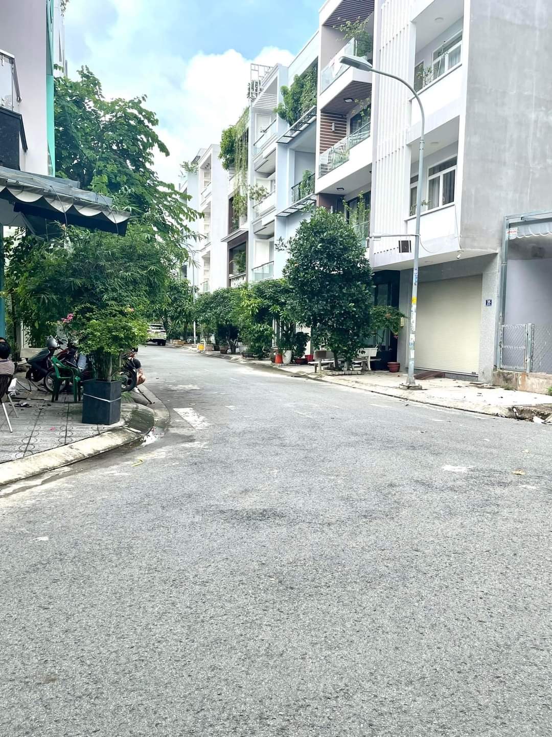 BÁN GẤP CHDV MẶT TIỀN ĐƯỜNG SỐ PHƯỜNG BÌNH THUẬN QUẬN 7 - THU NHẬP ỔN ĐỊNH 40TR MỖI THÁNG - GIÁ CHỈ 14 TỶ