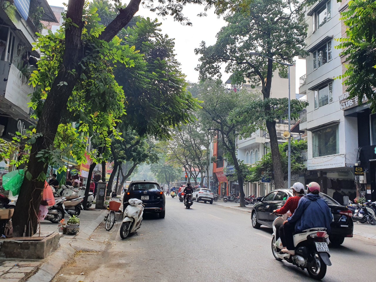 Hiếm! không căn thứ 2! Giá mềm! M.Phố Vọng 46mx4m, Tặng nhà 3t, 2 thoáng, Vỉa hè, KD sầm uất