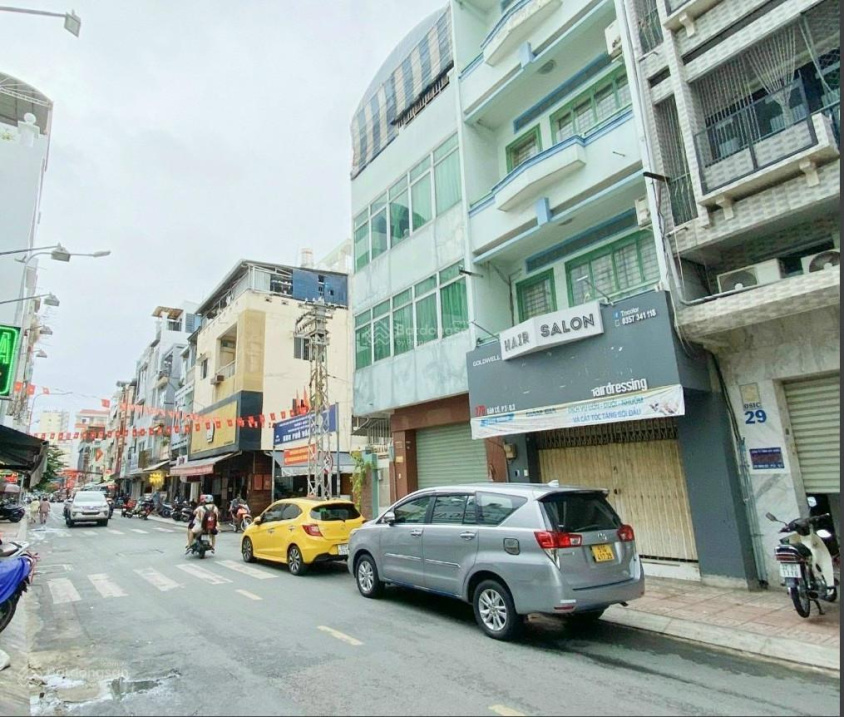 MT Hoa Đào, Phú Nhuận 4.5x12m 4 lầu mới tinh vào ở ngay chỉ 15.3 tỷ TL