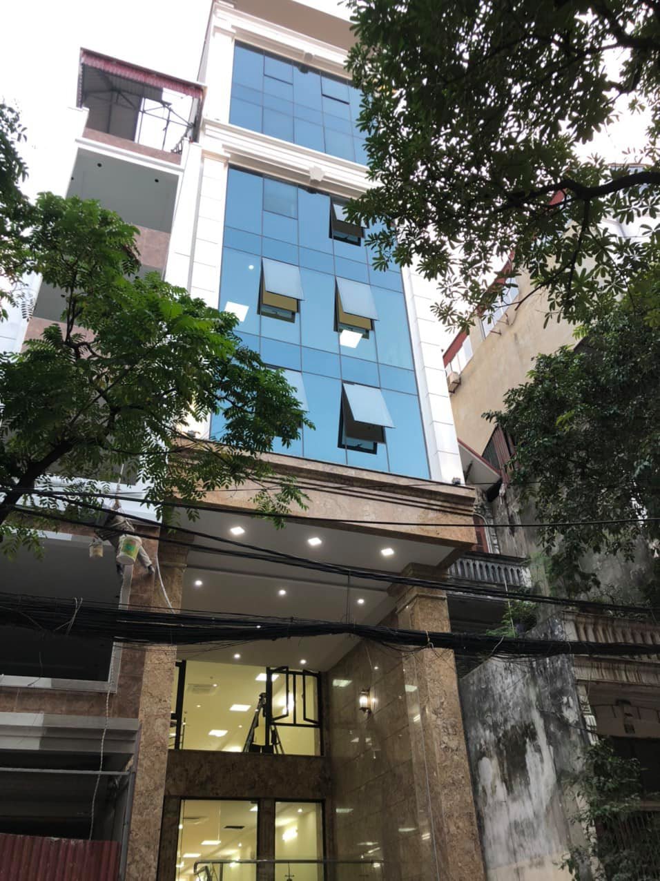 BÁN TÒA Văn Phòng 100m2 Ngã Tư Sở xây 9 tầng thang máy cho thuê 150tr/tháng