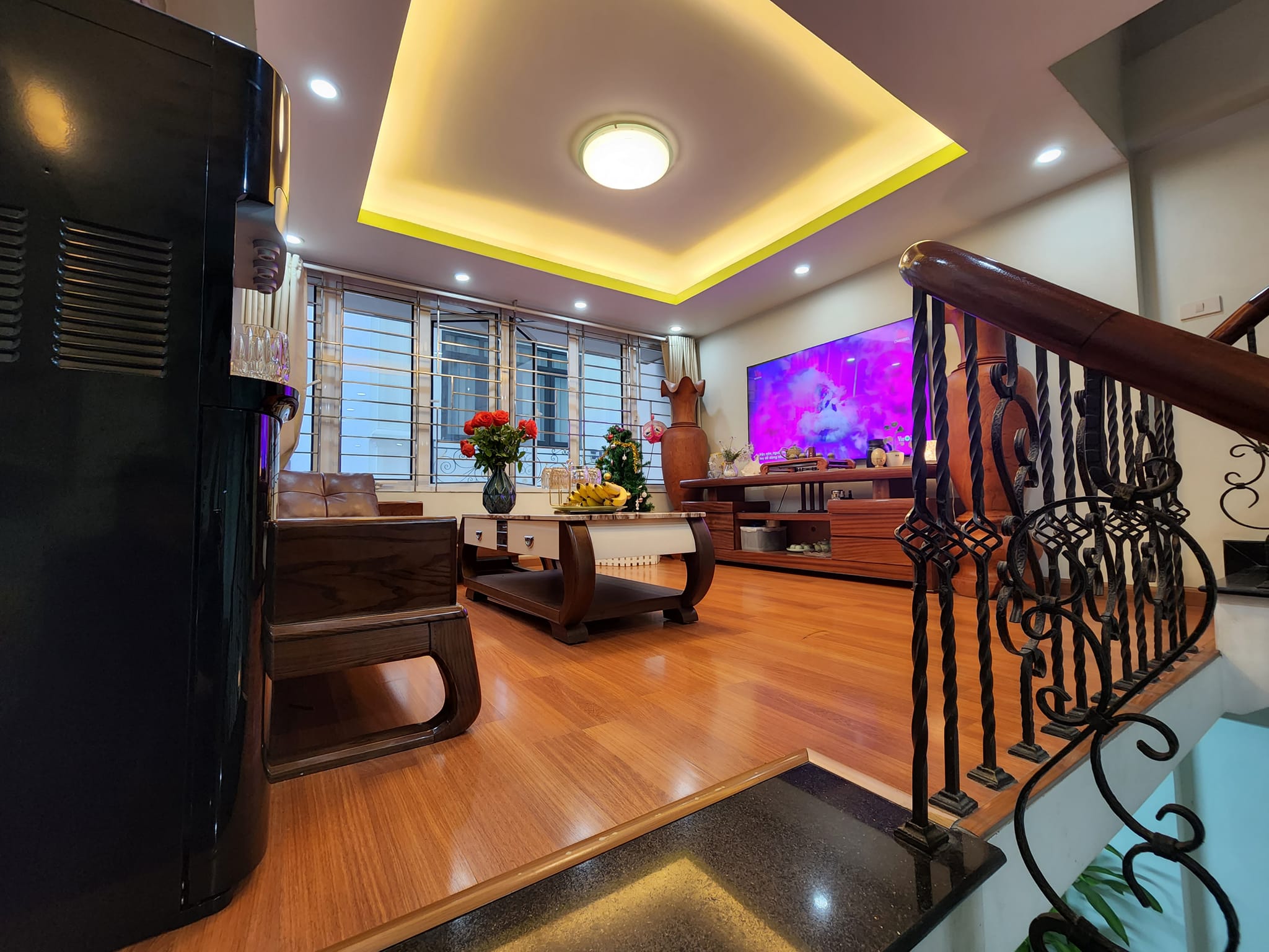 BÁN NHÀ XUÂN TẢO, OTÔ ĐỖ CỔNG NGÕ THÔNG NGOẠI GIAO ĐOÀN TẶNG NỘI THẤT 41 M MT 4.0M X 5 TẦNG 5.6 TỶ