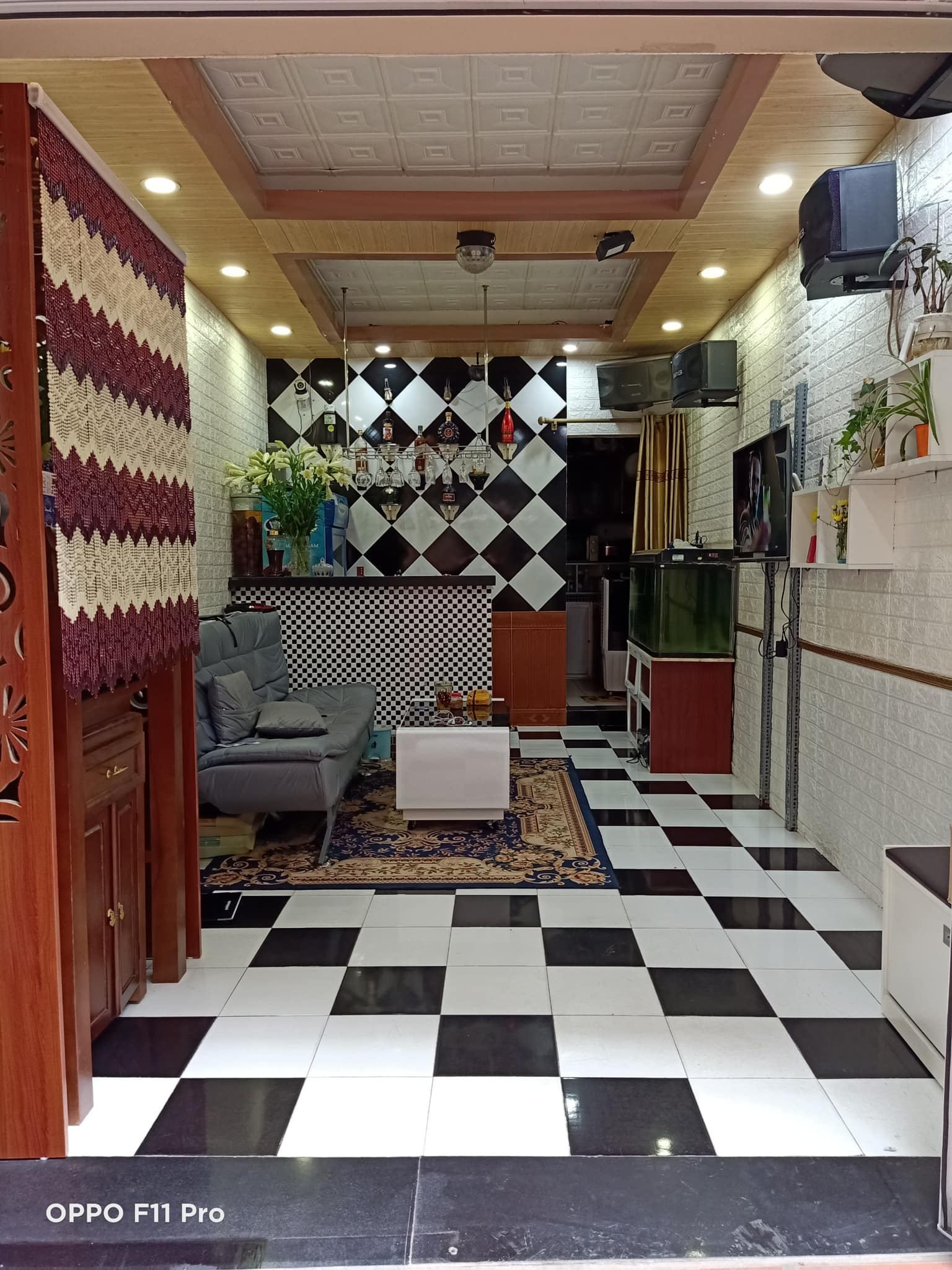 Nhà ở ngay ngõ 30 Cát Linh, trung tâm tiện ích giá chưa đến 5 tỷ