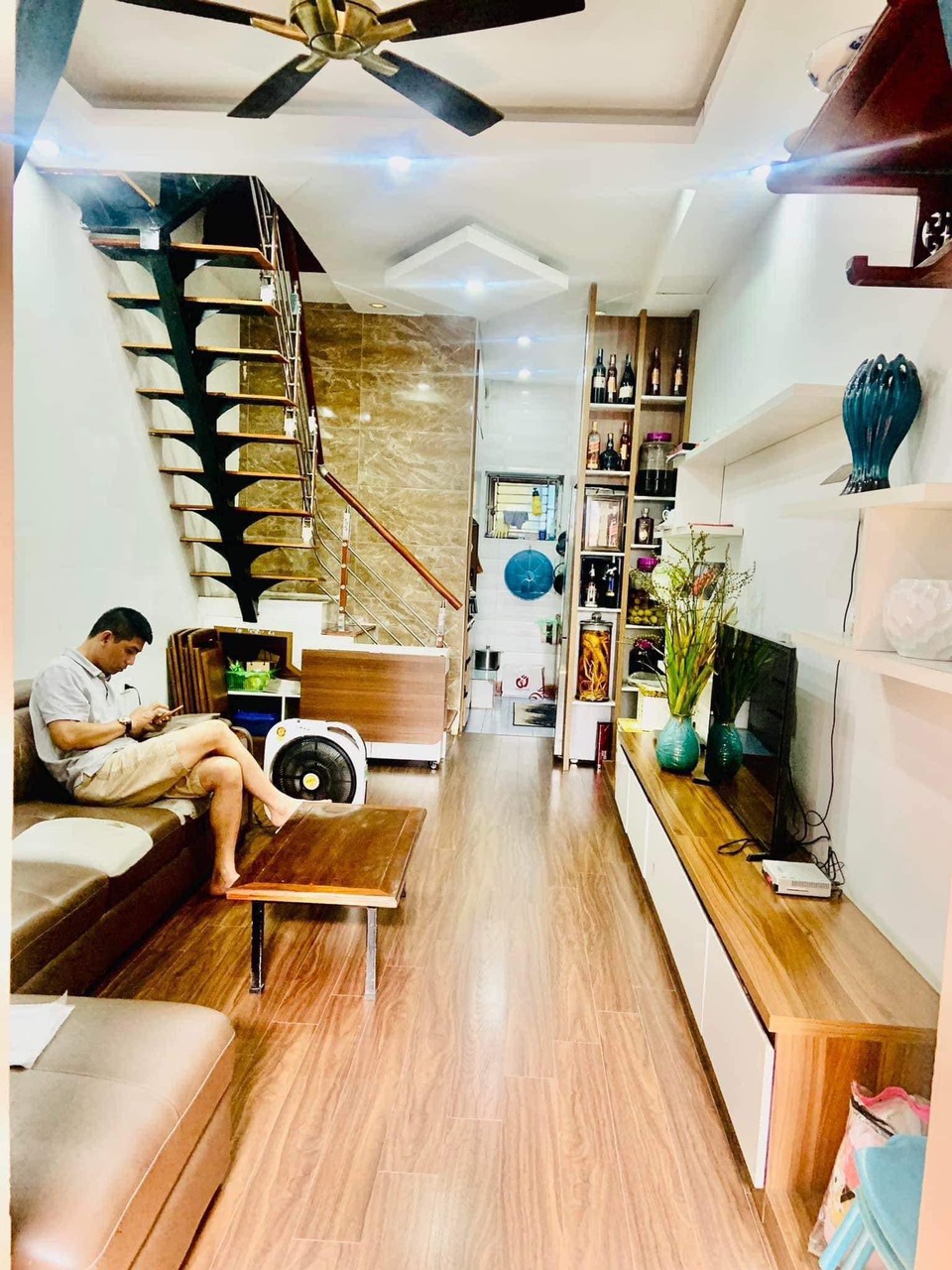 BÁN NHÀ PHỐ HOÀNG MAI, HOÀNG MAI, ÔTÔ ĐẬU CỬA, 48M2 x 4TẦNG, MT4M, GIÁ 3 TỶ, GẦN MINH KHAI, VIP