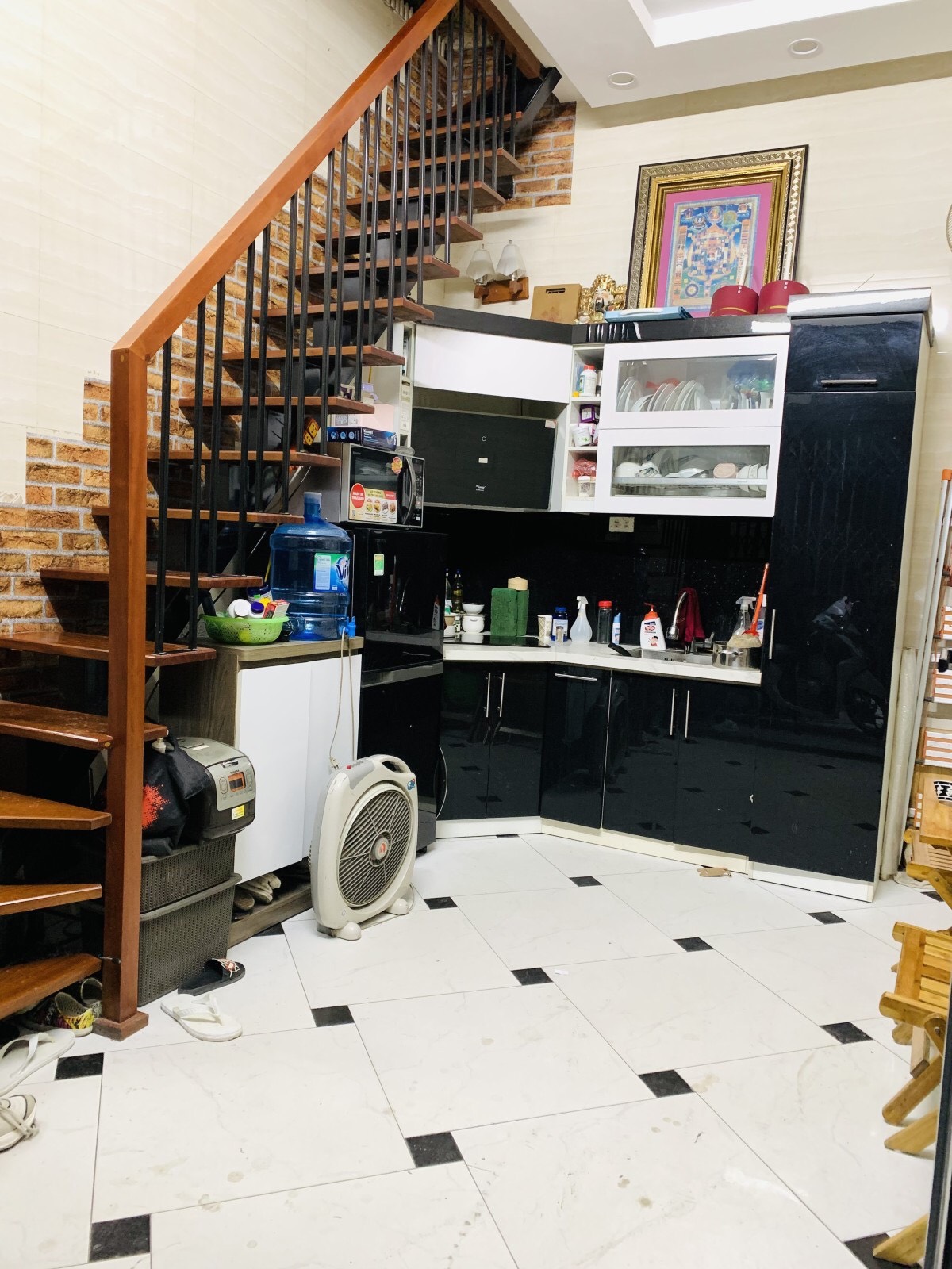 Trên 2 tỷ! Sở hữu ngay nhà trung tâm Đống Đa 4 tầng x MT 3.5m! Sổ đỏ riêng chính chủ, ngõ to, cách 20m ra mặt phố