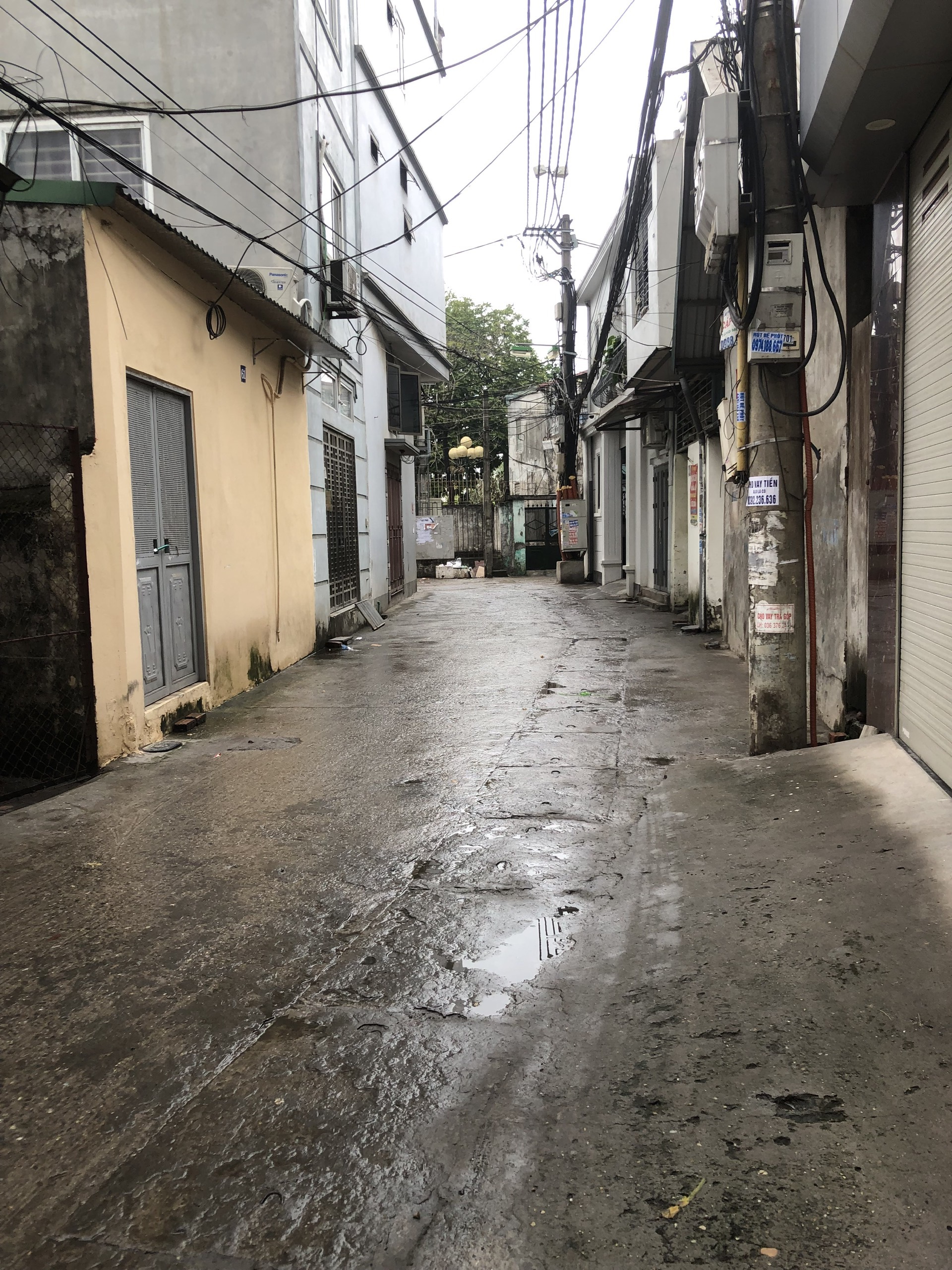 Cổ Nhuế 116m2, m.tiền 9m, ô tô vào nhà, cạnh 3 trường ĐH, nhỉnh 12 tỷ