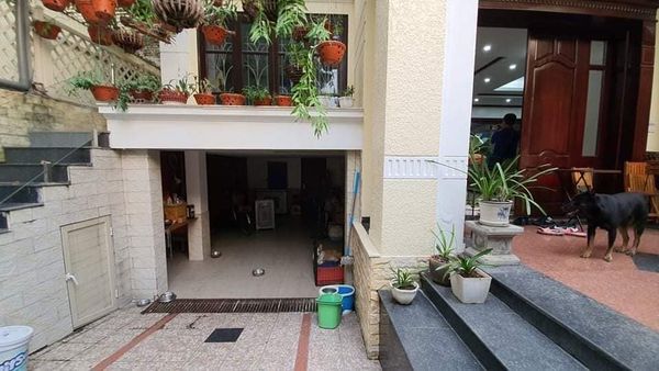 BÁN NHÀ ĐƯỜNG THẠCH BÀN LONG BIÊN 89M2 - 4 TẦNG - MẶT TIỀN 8M2 - GIÁ 15.5 TỶ