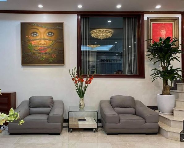 BÁN NHÀ ĐƯỜNG THẠCH BÀN LONG BIÊN 82M2 - 4 TẦNG - MẶT TIỀN 7.5M2 - GIÁ 16.8 TỶ