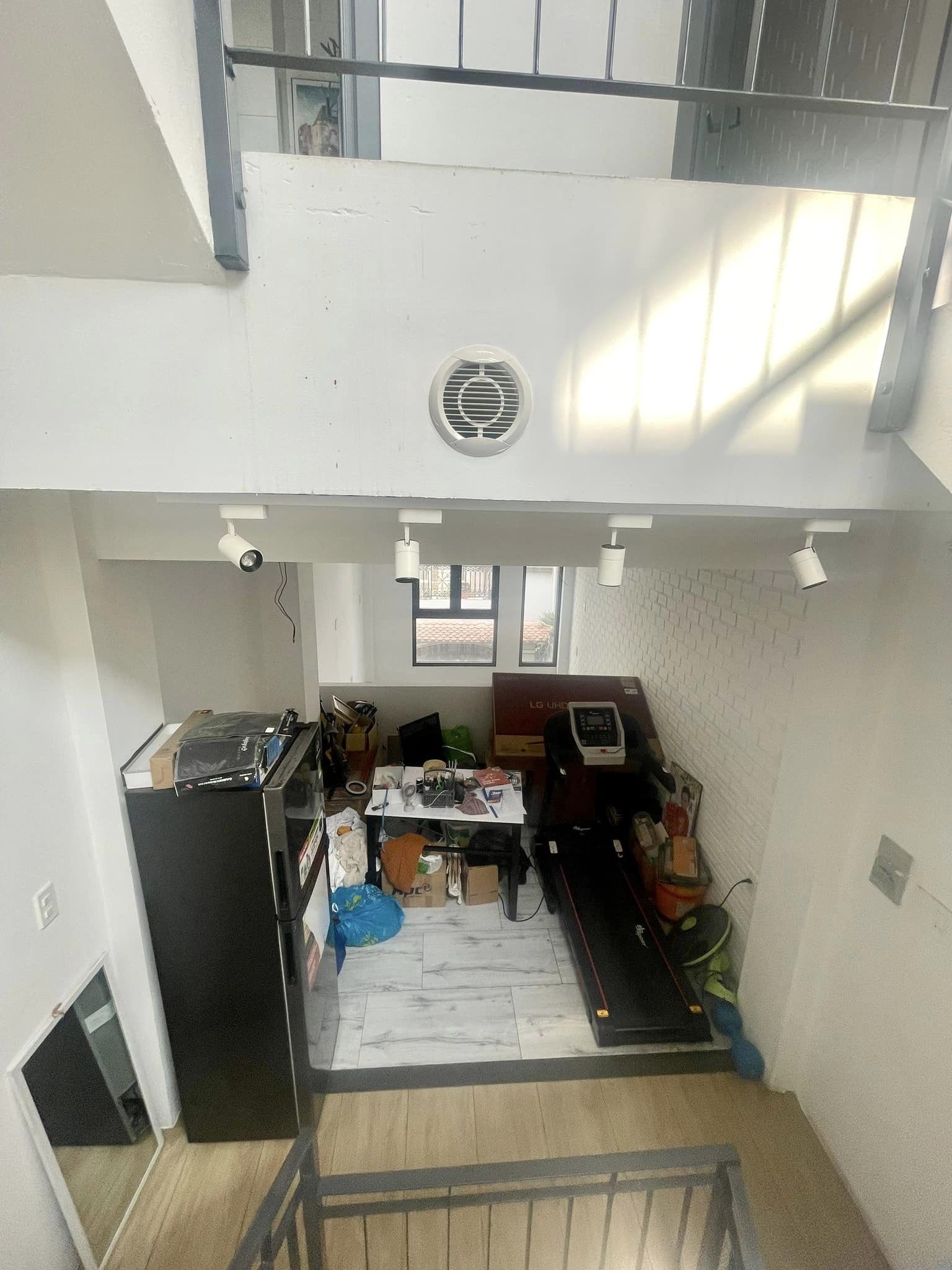 NHÀ ĐẸP NHẤT XÓM - 5 TẦNG 34M2- BẠCH ĐẰNG - CHỈ 5.25 TỶ