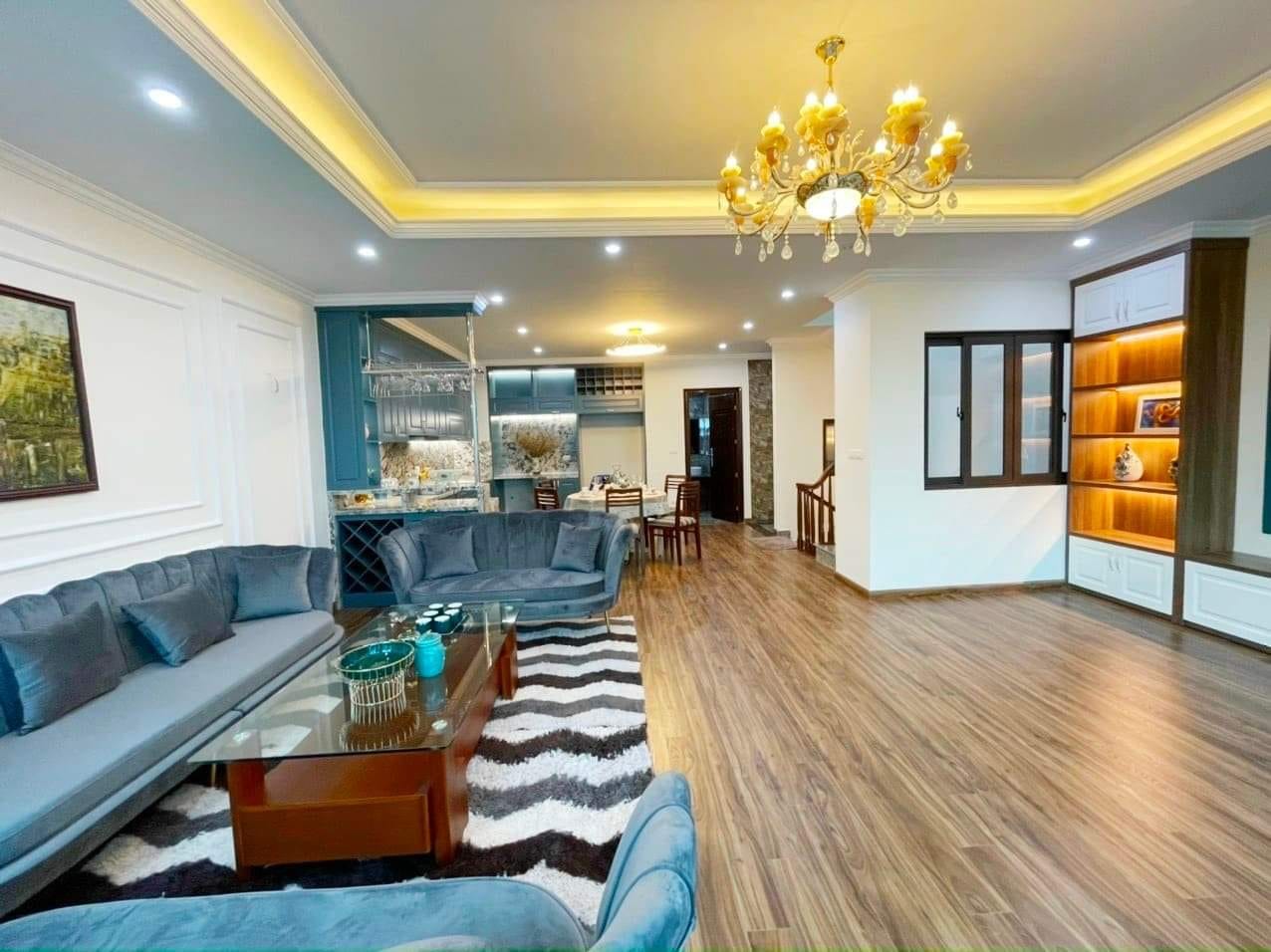 Bán Đất Tặng Nhà Phố Vĩnh Phúc, Ba Đình, 15M Ra Phố, 110m2 4T MT8M, Giá 11 Tỷ