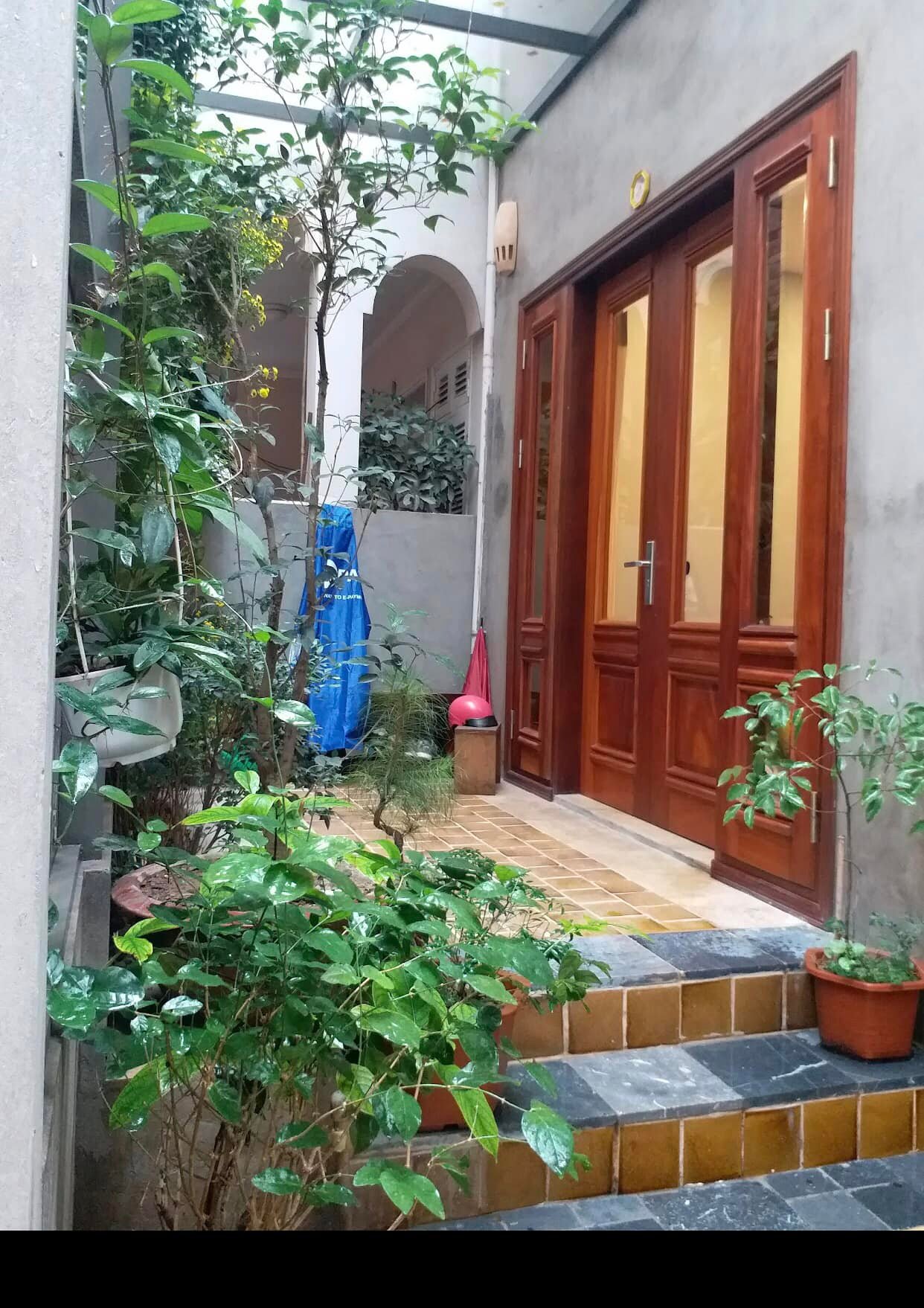 Bán nhà phố Đặng Thai Mai, biệt thự sân vườn, mặt tiền 6.4m, giá 10.5 tỷ