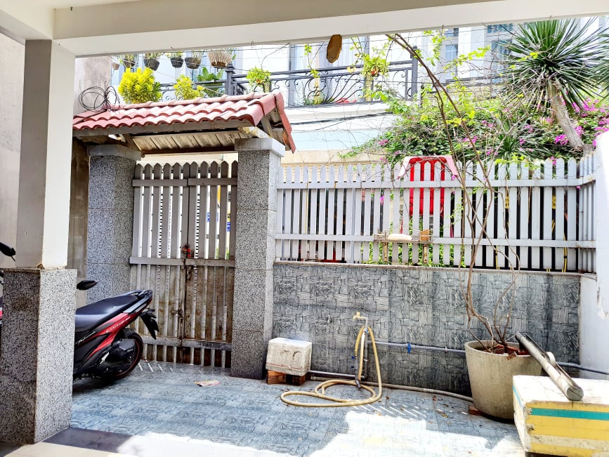 HÓT,Bán Gấp Giảm Sâu Nhà 134M2 Giảm Còn 5Tỷ 800Triệu, Hiệp Thành Quận 12