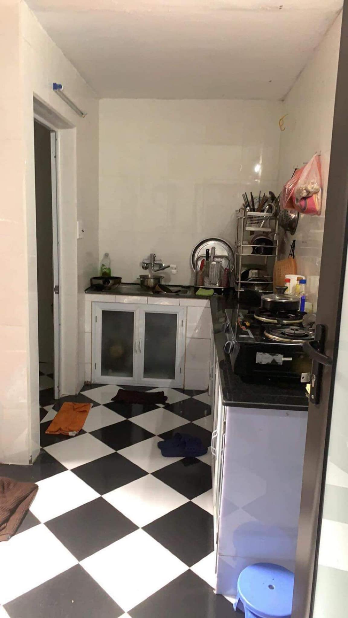 Bán ngay nhà ngõ 167 Tây Sơn, ngõ rộng, ô tô đi vào tận nhà thoải mái