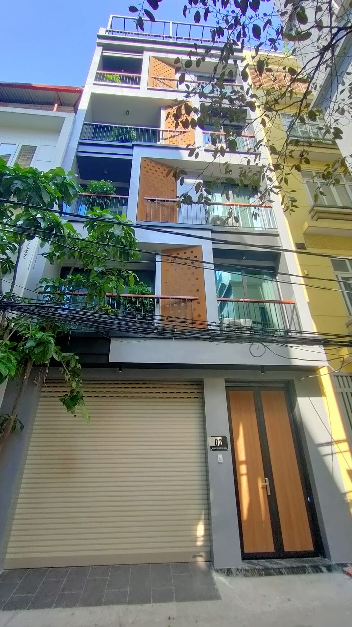 BÁN NHÀ KHU NHÀ Ở CÁN BỘ CẤP CAO VP CHÍNH PHỦ PHỐ VẠN PHÚC - BA ĐÌNH – 2 MẶT THOÁNG VĨNH VIỄN Ô TÔ - KINH DOANH - VĂN PHÒNG. 58m2. Giá 27.9 tỷ.