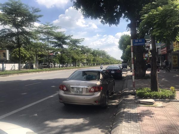 BÁN NHÀ ĐƯỜNG ĐỒNG DINH 75M2 ĐẤT, MẶT TIỀN 6.1M, ĐỒNG DINH