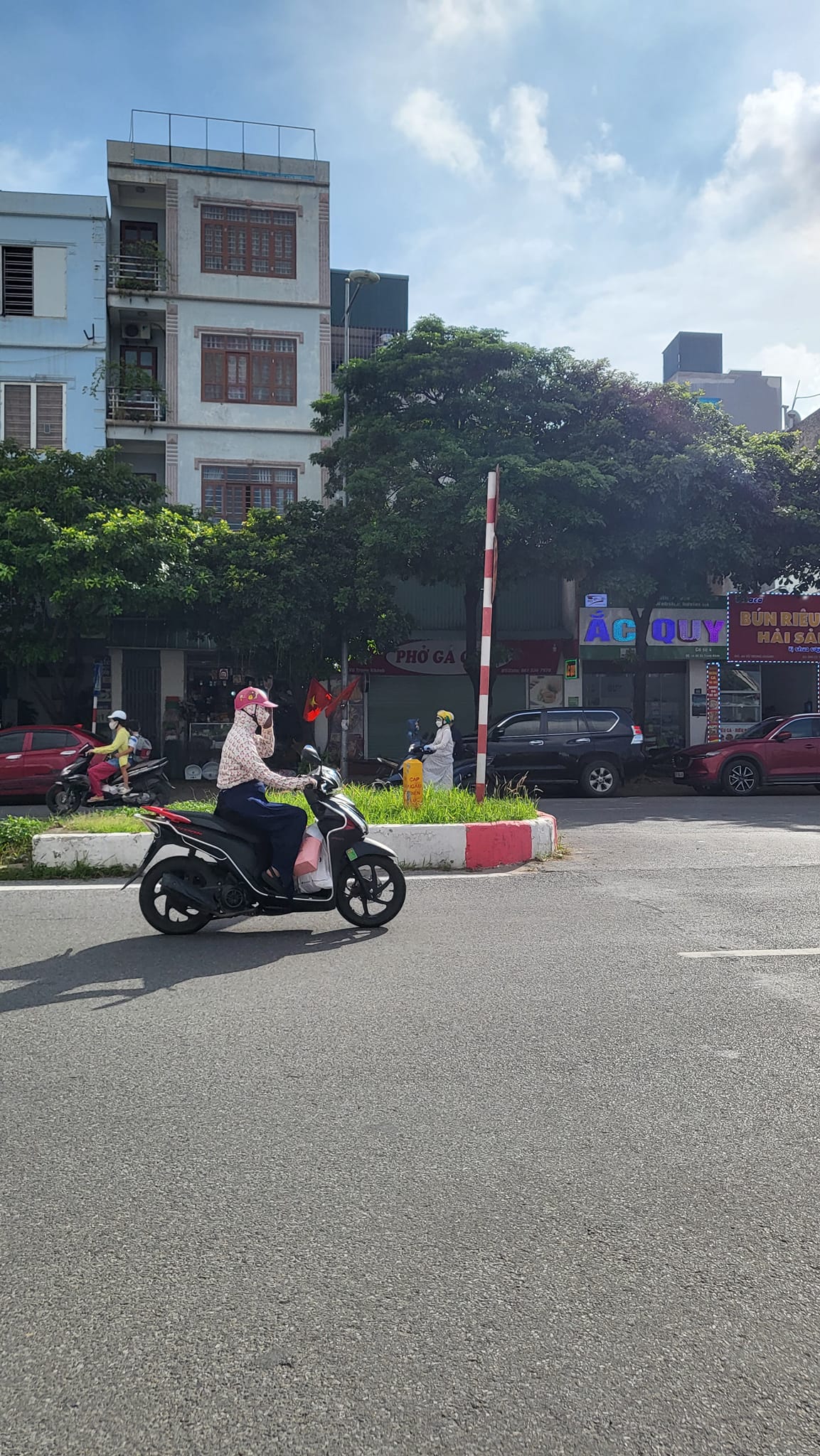 Chính chủ bán lỗ đất 98 Vũ Trọng Khánh, Đất mặt phố đường đôi vip nhất Hà Đông 145m 6.5m giá 50 tỷ