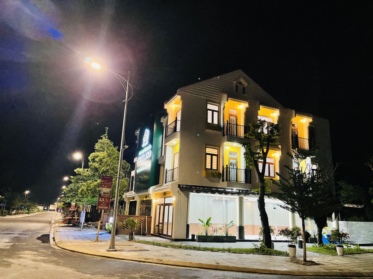 1 suất ngoại giao Nam Hội An City trước 27/2