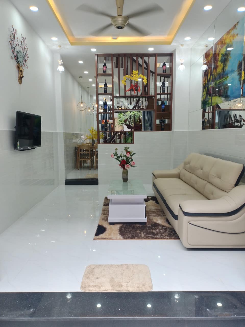 BÁN NHÀ MẶT TIỀN KHUÔNG VIỆT, PHÚ TRUNG, QUẬN TÂN PHÚ 4 LẦU 63 M2, NHỈNH 12 TỶ.