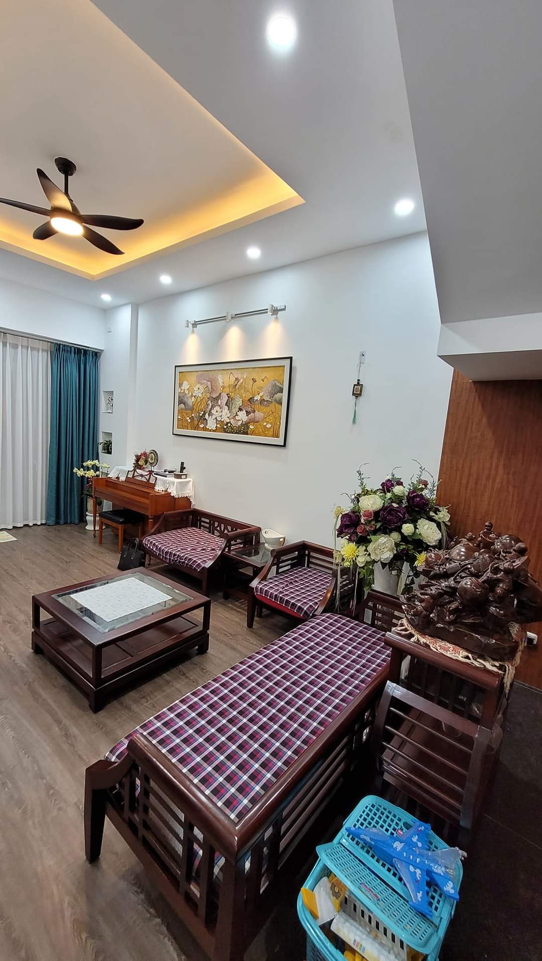 NHÀ ĐẸP PHÂN LÔ PHỐ HÀO NAM DT46m2- MẶT TIỀN RỘNG, KINH DOANH