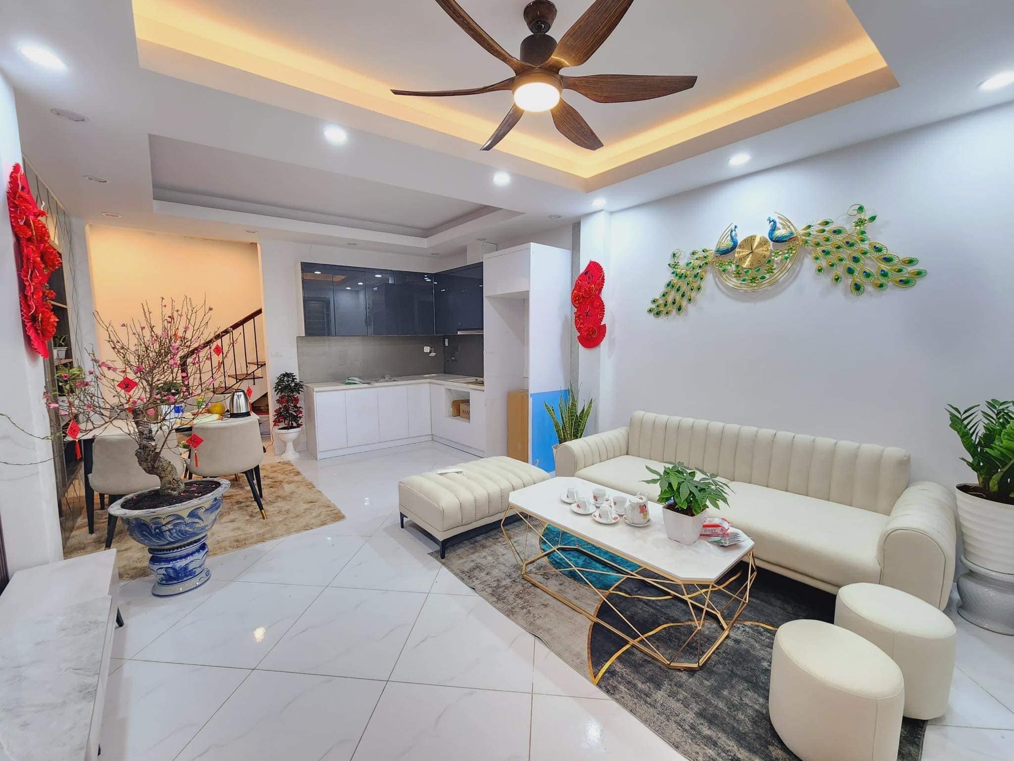NHÀ ĐẸP Ở LUÔN 3 NGỦ - NGÕ NÔNG GẦN PHỐ - DIỆN TÍCH RỘNG.
