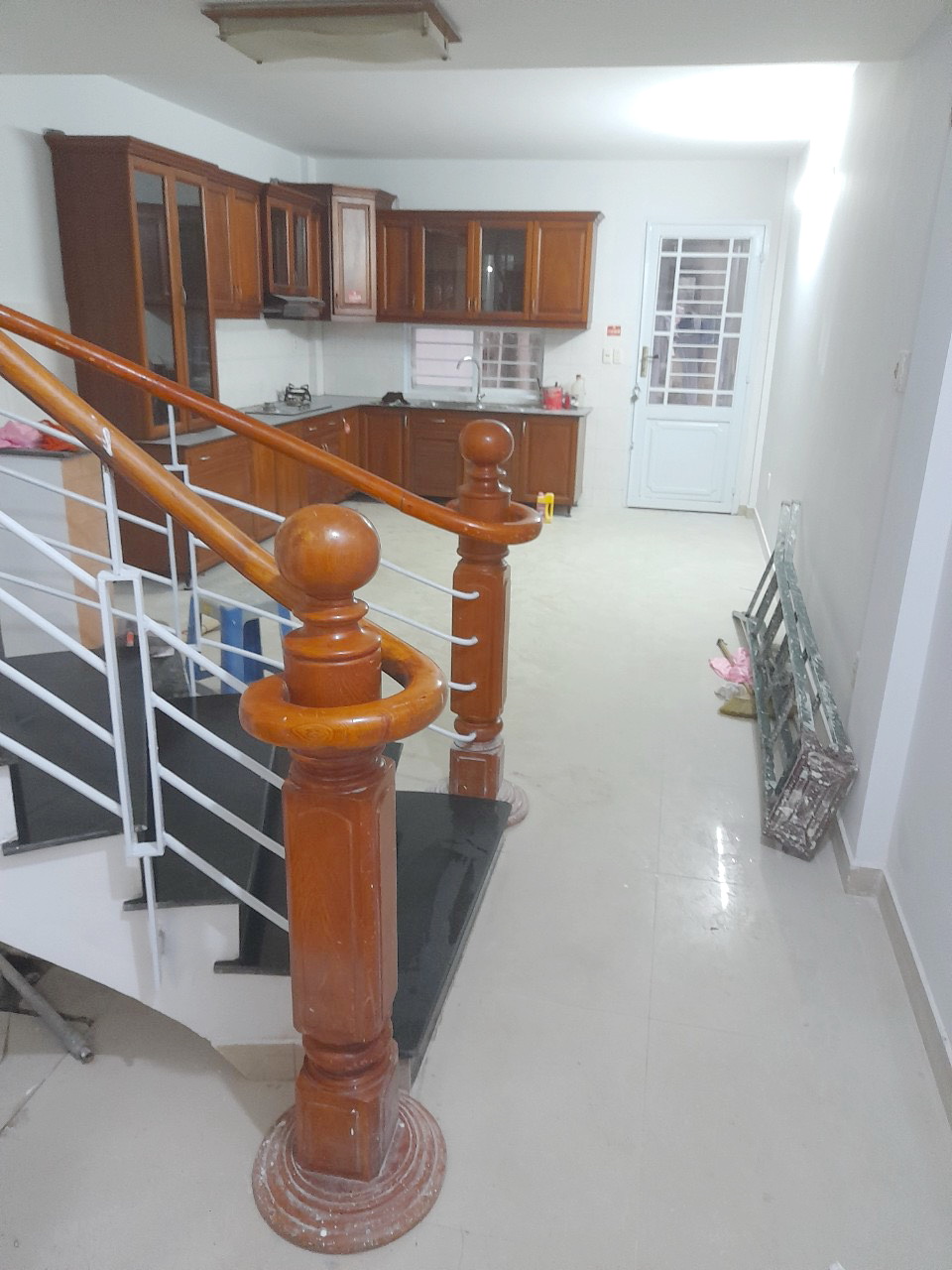 Cho thuê nhà 6 tầng DT 500m2 Mặt tiền đường Tạ Quang Bửu P4,Q8