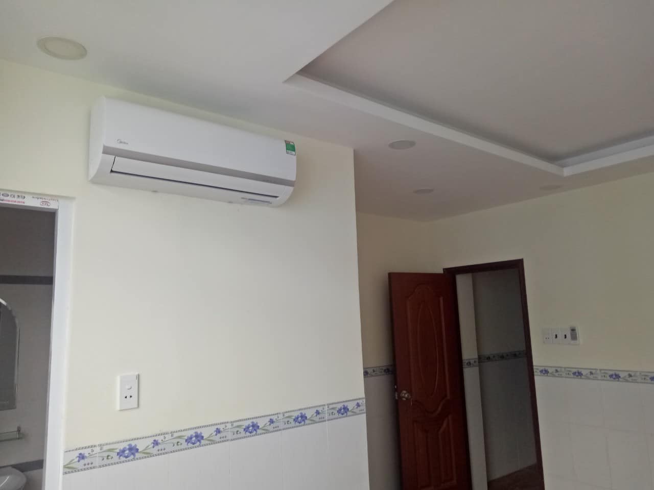 MẶT TIỀN KINH DOANH 7 TẤM 4.2X16M, NGAY CHỢ TÂN ĐỊNH HAI BÀ TRƯNG , QUẬN 1 , CHỦ NGỘP CHỈ 15,X TỶ