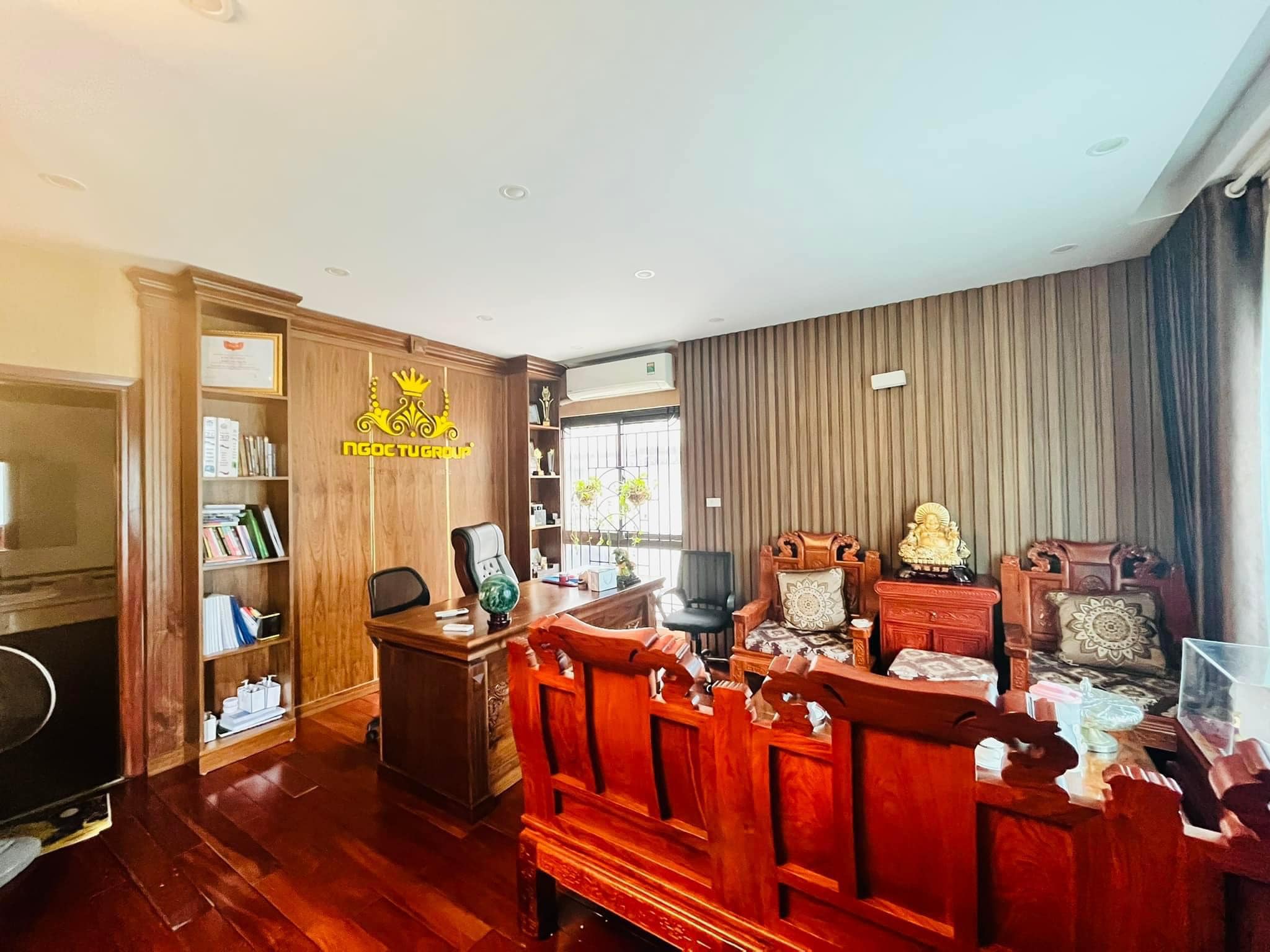 Bán Nhà Văn Cao, Ba Đình, Ô TÔ, 3 Thoáng, Kinh Doanh, 50m2 4T MT4M, Giá 6.3 Tỷ