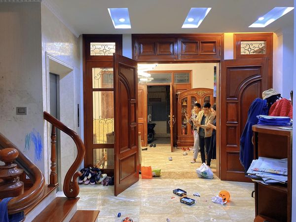 BÁN NHÀ NGÕ 94 THẠCH BÀN LONG BIÊN 96M2 - 4 TẦNG - MẶT TIỀN 8.5M2 - GIÁ 14.86 TỶ