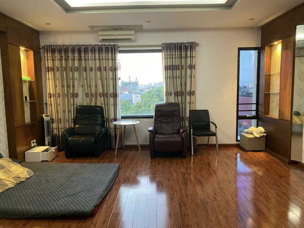 130m2