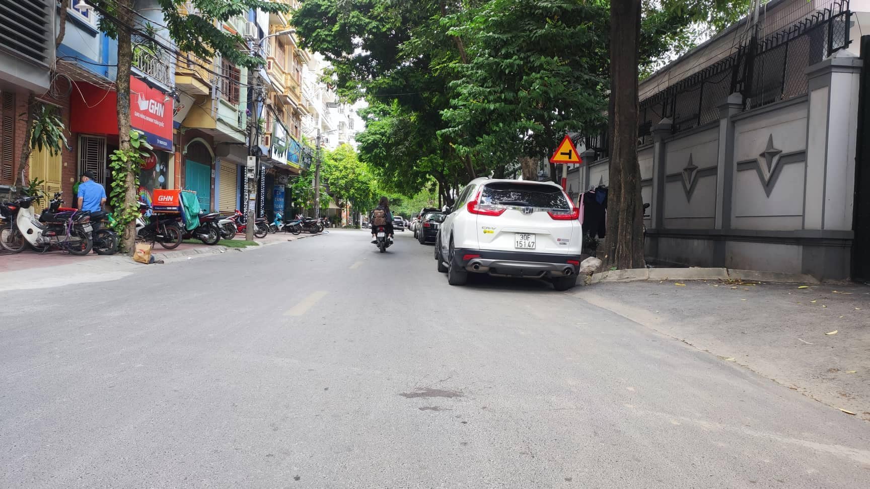 BÁN NHÀ MẶT PHỐ KINH DOANH 50M 6 TẦNG THANG MÁY CHO THUÊ 80TR/THÁNG 21 TỶ