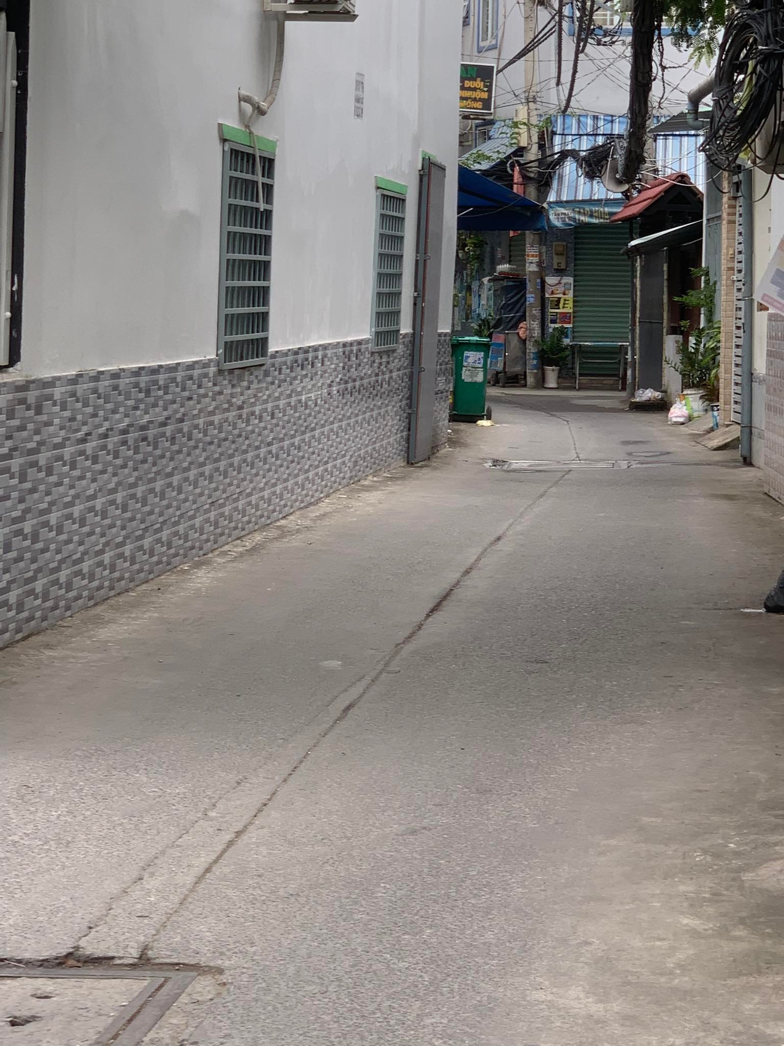 CĂN GÓC 2 MẶT TIỀN HẺM RỘNG OTO VÀO TỚI CỬA HUỲNH TẤN PHÁT PHƯỜNG PHÚ THUẬN 73m2Diện tich: 4 X 18.2