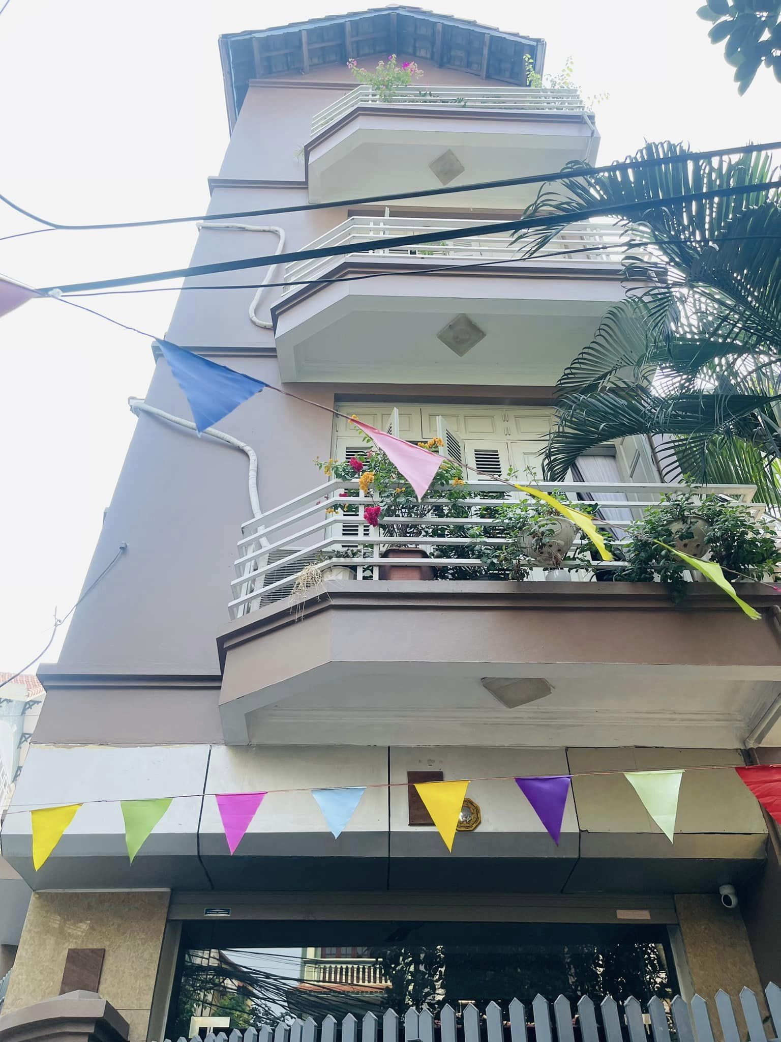 NGÕ 38, XUÂN LA, TÂY HỒ- GARA- THANG MÁY-LÔ GÓC: 46/50M X5T, MT 5M, GIÁ 7,65 TỶ