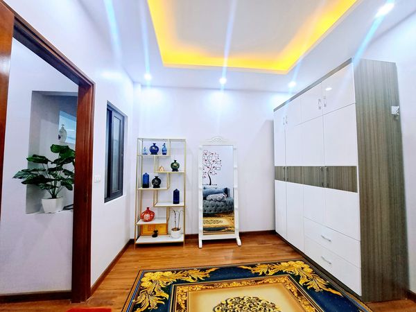 BÁN NHÀ NGÕ 58 LỆ MẬT LONG BIÊN 89M2 - 3 TẦNG - MẶT TIỀN 5.8M - GIÁ 10.4 TỶ