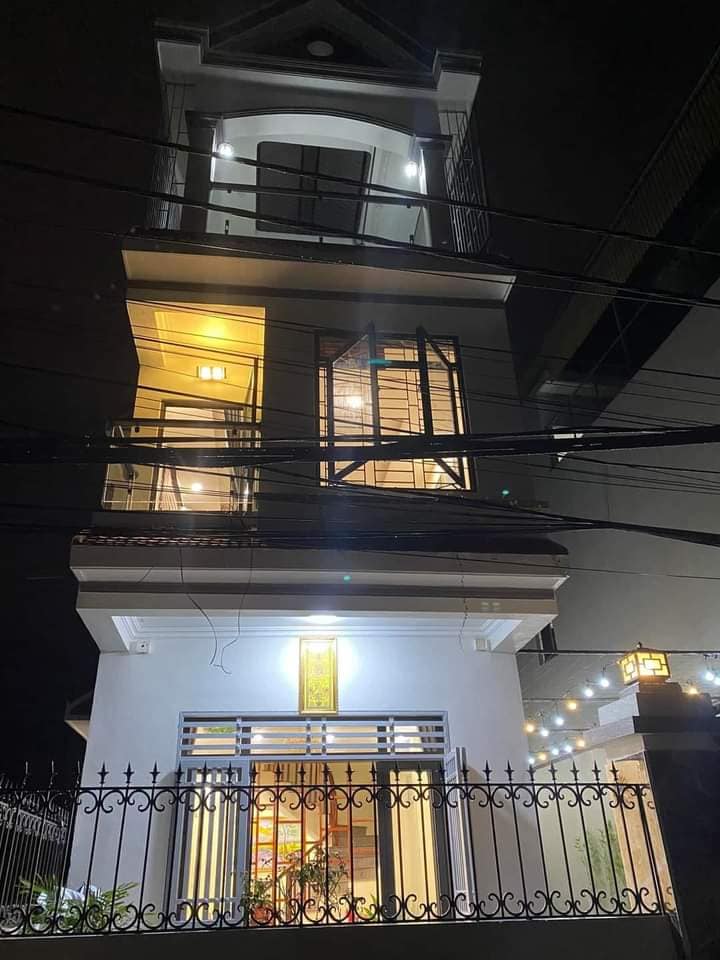 Bán nhà Ngũ Hiệp, ảnh thật luôn. Diện tích 100m x 3 tầng.