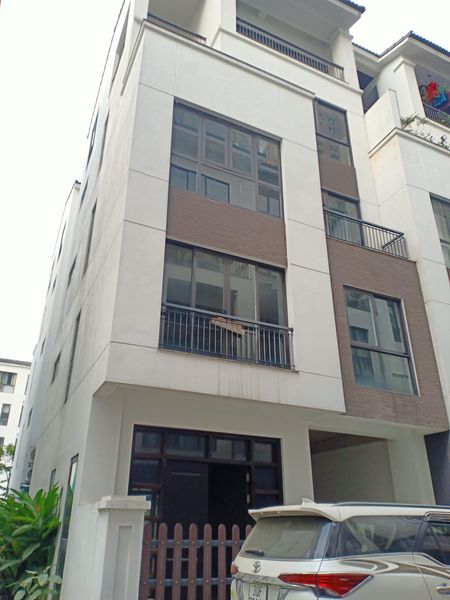 BÁN NHÀ NGÕ 188 CỔ LINH LONG BIÊN 95M2, 4 TẦNG, MẶT TIỀN RỘNG 5M, ĐƯỜNG ÔTÔ TRÁNH + VỊ TRÍ TRUNG TÂM LONG BIÊN +CHO THUÊ VĂN PHÒNG