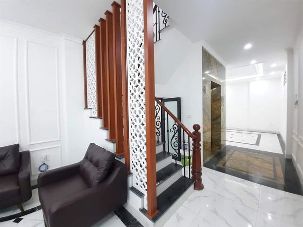 BÁN NHÀ NGÕ 31 ĐẶNG VŨ HỶ LONG BIÊN 85M2, 3 TẦNG, MẶT TIỀN 15M, 18.5 TỶ