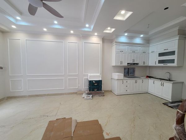 BÁN NHÀ NGÕ 421 BÁT KHỐI LONG BIÊN 60M - 3 TẦNG - MẶT TIỀN 4.4M