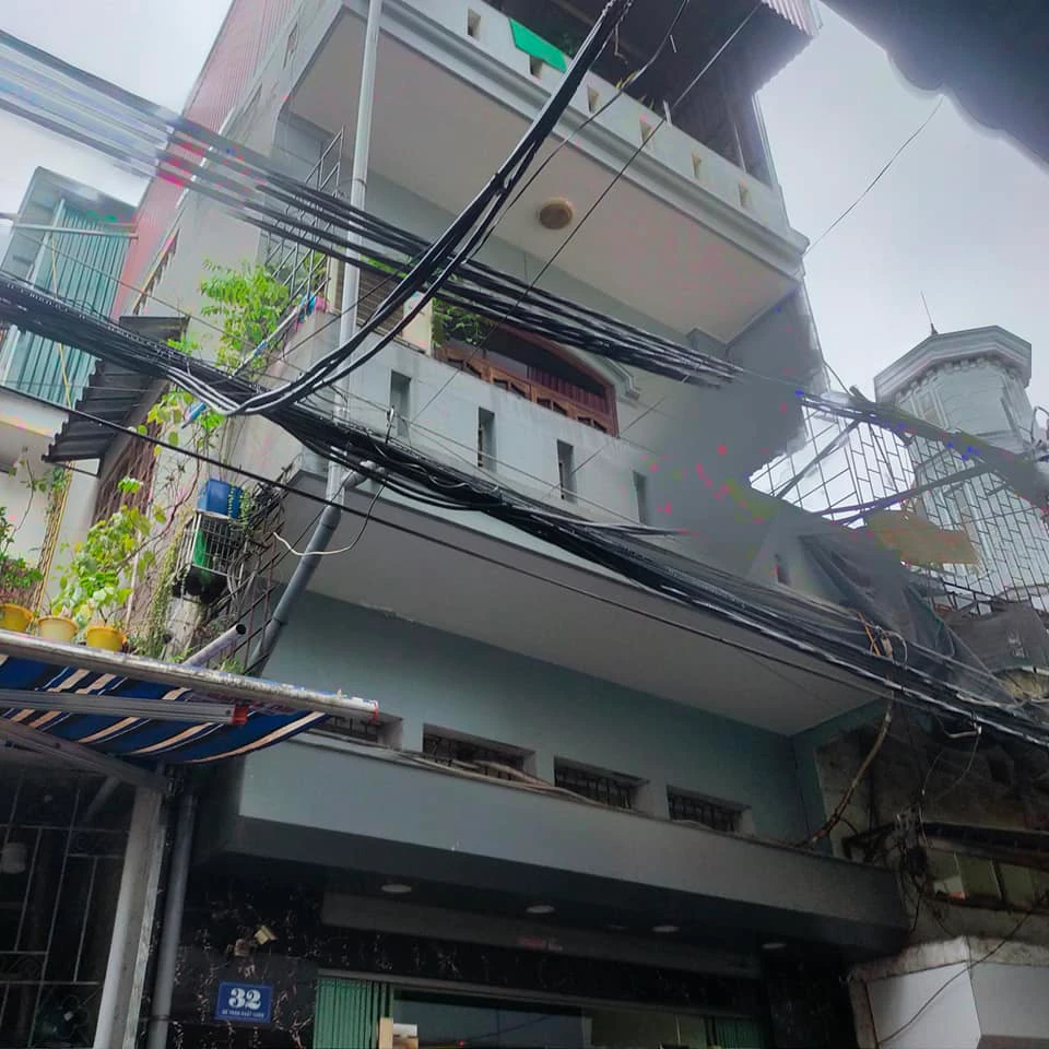 Bán nhà mặt phố Trần Khát Chân, KINH DOANH, 35m*mặt tiền 5m, giá 7 tỷ