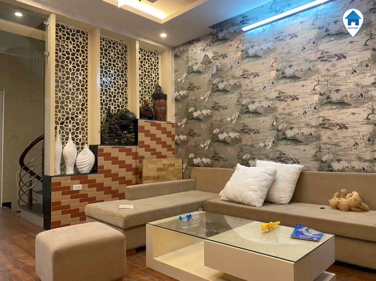 Bán nhà phố Lạc Trung, KINH DOANH, 65M2, giá 13.2 tỷ thương lượng