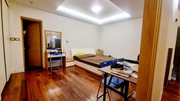 BÁN NHÀ NGÕ 9 BỒ ĐỀ LONG BIÊN 58M2 - 5 TẦNG - MẶT TIỀN 4.2 NHÀ MỚI CHƯA BÓC TEM - NỘI THẤT XỊN XÒ - THIẾT KẾ HIỆN ĐẠI